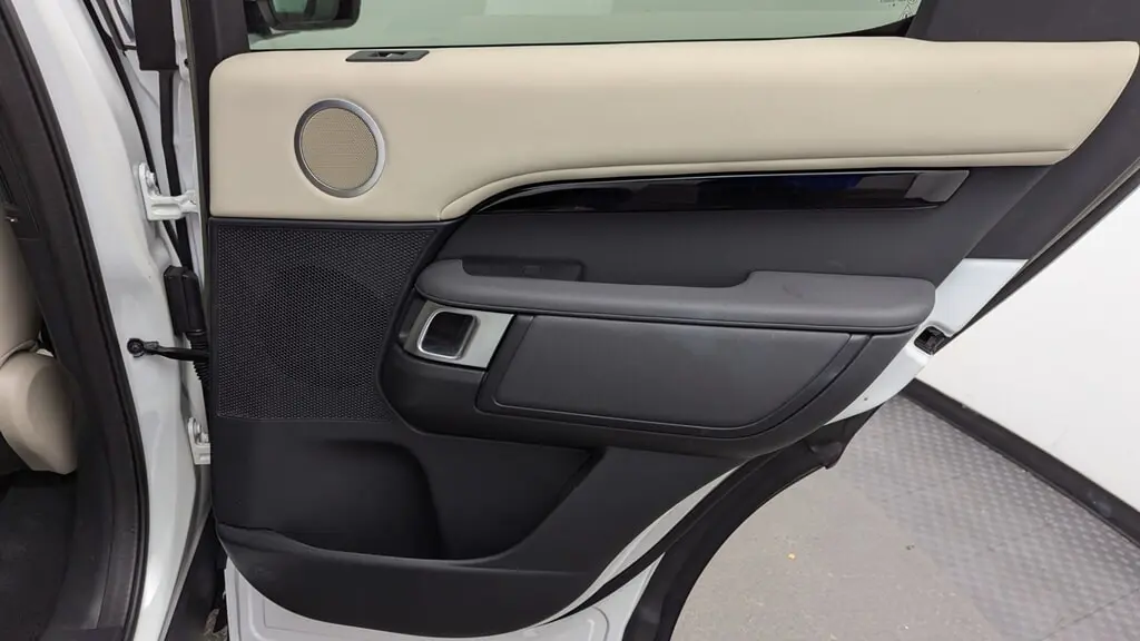 Florida Fine Cars - Used LAND ROVER DISCOVERY 2020 MIAMI SE