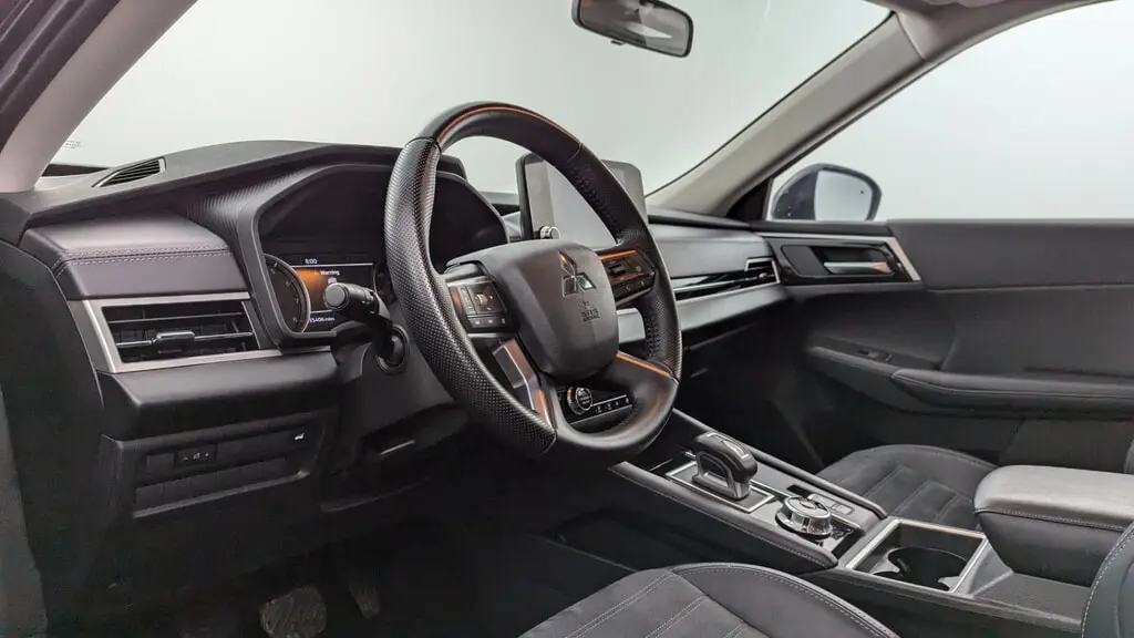 Florida Fine Cars - Used MITSUBISHI OUTLANDER 2024 MIAMI SE