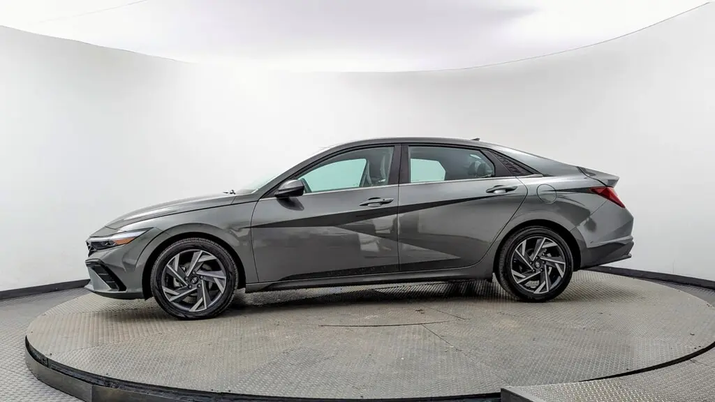 Florida Fine Cars - Used HYUNDAI ELANTRA 2025 WEST PALM SEL CONVENIENCE