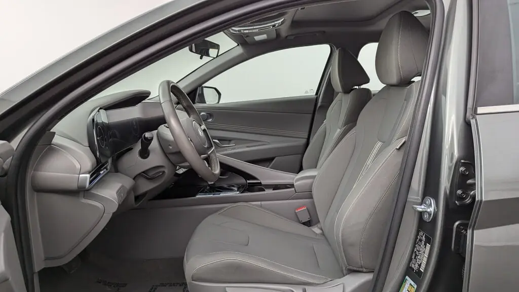 Florida Fine Cars - Used HYUNDAI ELANTRA 2025 WEST PALM SEL CONVENIENCE