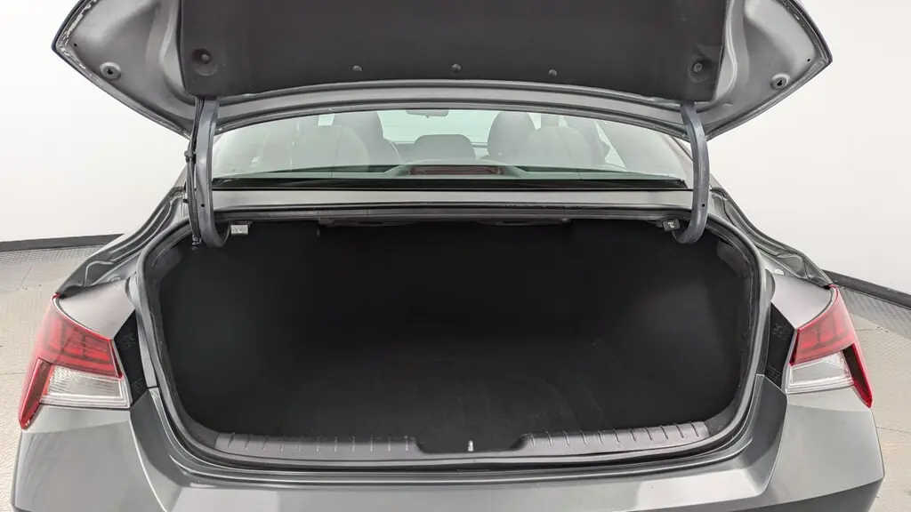 Florida Fine Cars - Used HYUNDAI ELANTRA 2025 WEST PALM SEL CONVENIENCE