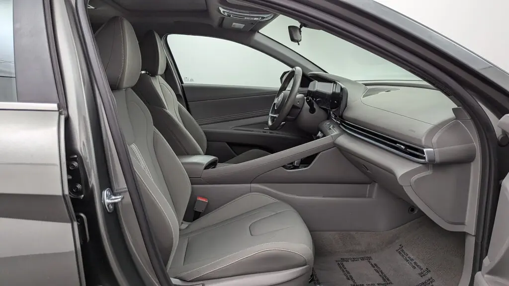 Florida Fine Cars - Used HYUNDAI ELANTRA 2025 WEST PALM SEL CONVENIENCE