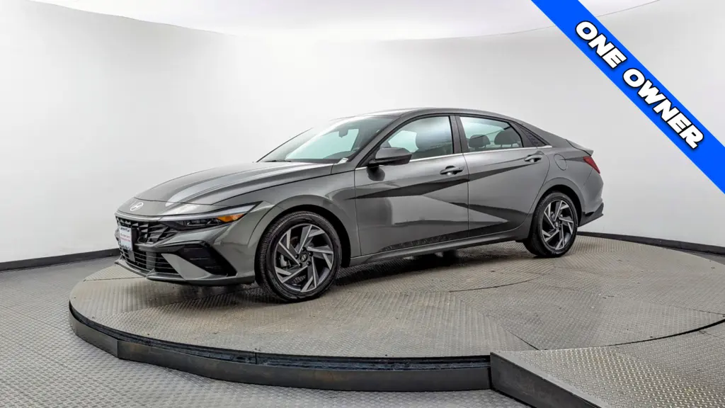 Florida Fine Cars - Used HYUNDAI ELANTRA 2025 WEST PALM SEL CONVENIENCE