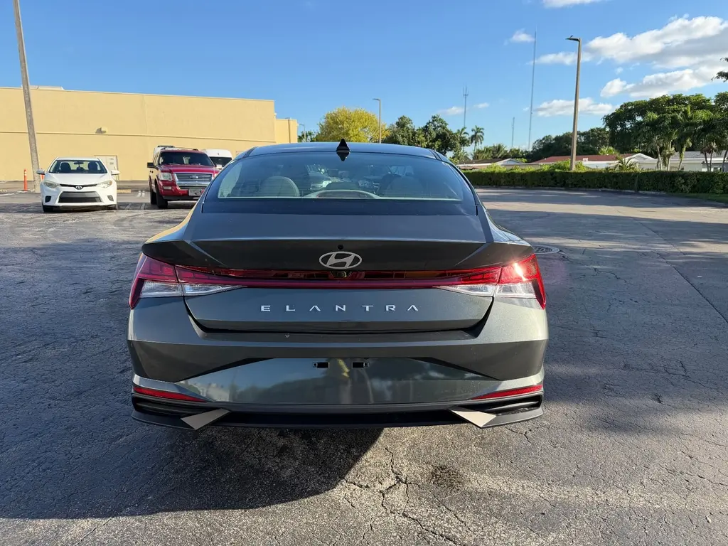 Florida Fine Cars - Used HYUNDAI ELANTRA 2025 WEST PALM SEL CONVENIENCE