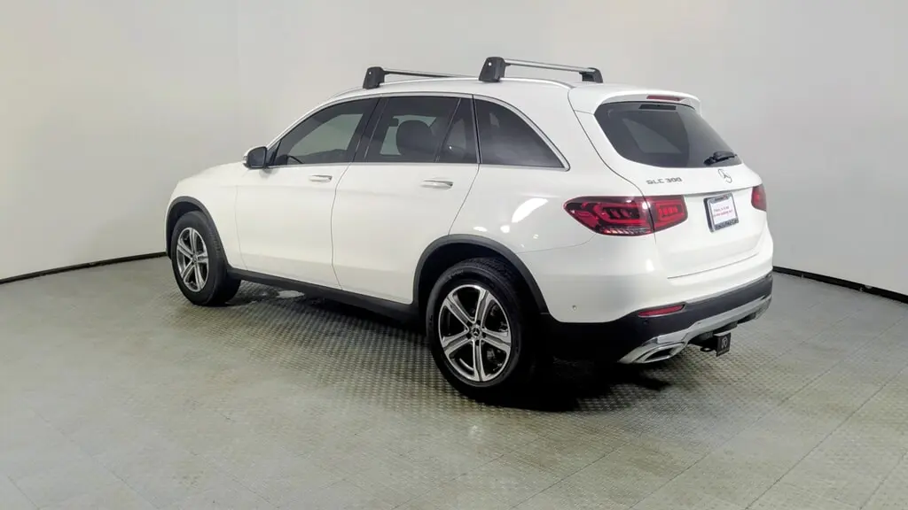 2021 Mercedes Benz GLC 300 photo 3