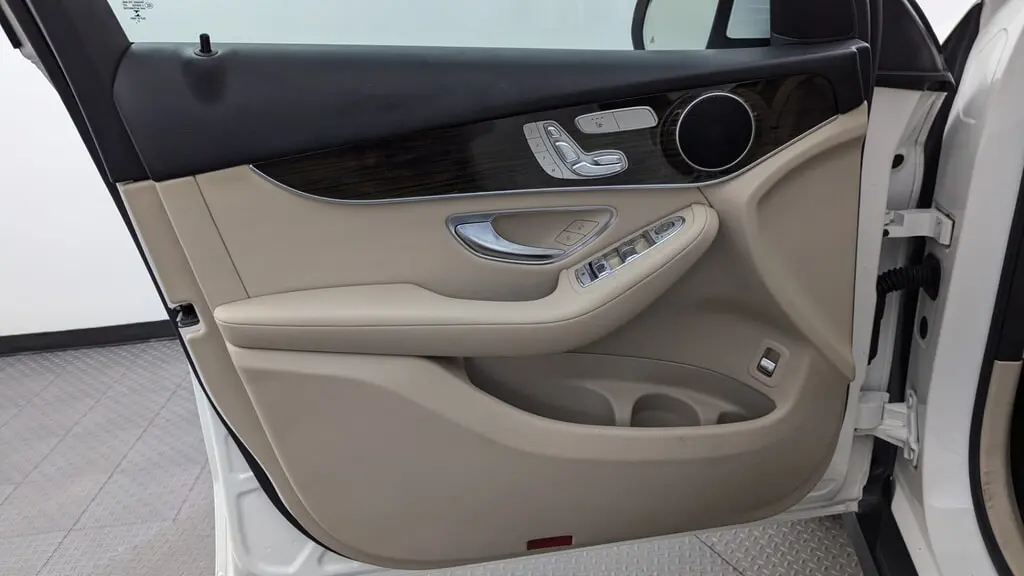 Florida Fine Cars - Used MERCEDES-BENZ GLC 2018 MIAMI GLC 300