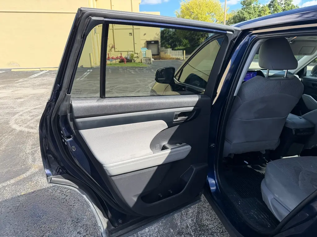 Florida Fine Cars - Used TOYOTA HIGHLANDER 2023 MIAMI L