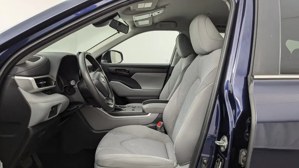 Florida Fine Cars - Used TOYOTA HIGHLANDER 2023 MIAMI L