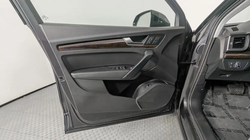 Florida Fine Cars - Used AUDI Q5 2019 ORLANDO PREMIUM