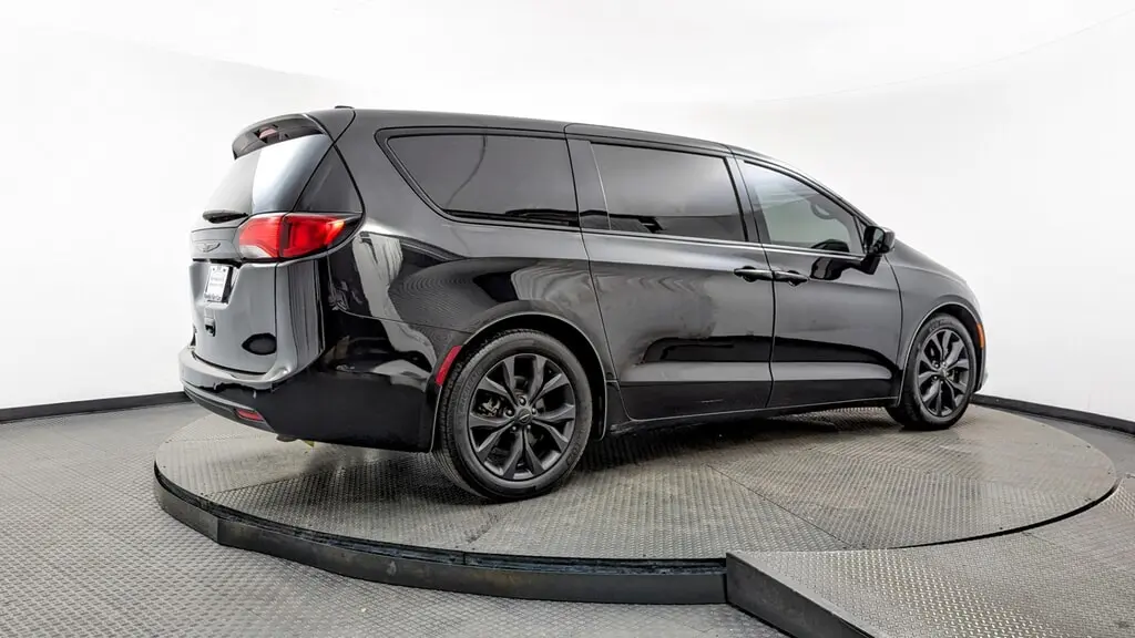 Florida Fine Cars - Used CHRYSLER PACIFICA 2018 MIAMI TOURING PLUS