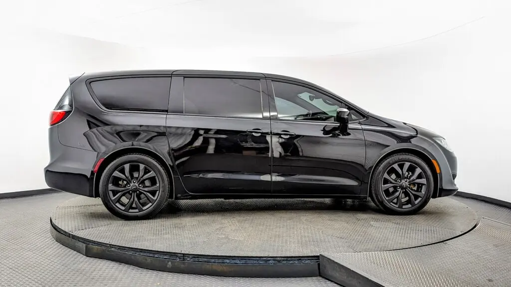 Florida Fine Cars - Used CHRYSLER PACIFICA 2018 MIAMI TOURING PLUS