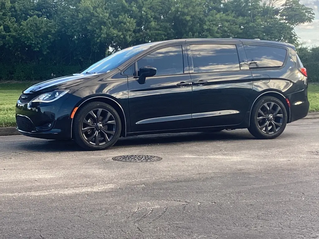 Florida Fine Cars - Used CHRYSLER PACIFICA 2018 MIAMI TOURING PLUS