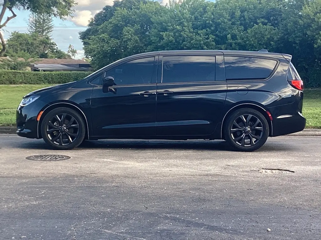 Florida Fine Cars - Used CHRYSLER PACIFICA 2018 MIAMI TOURING PLUS