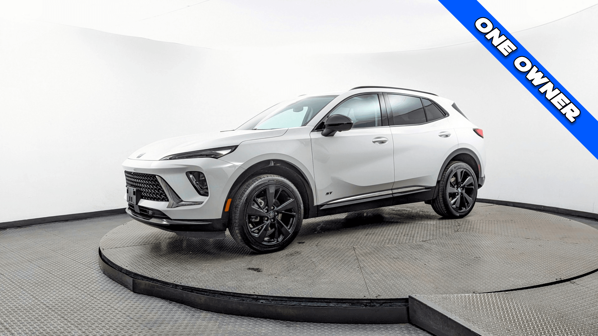 2024 Buick Envision Sport Touring's photo