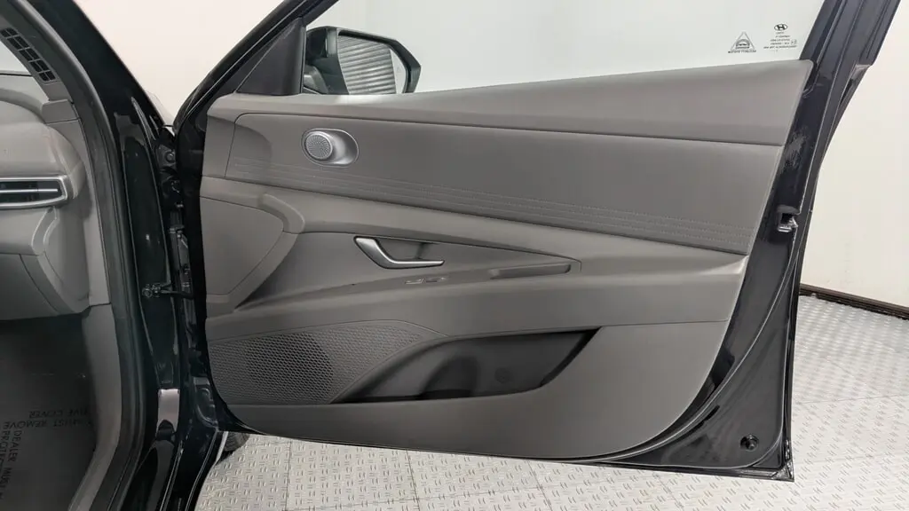 Florida Fine Cars - Used HYUNDAI ELANTRA 2023 ORLANDO SEL