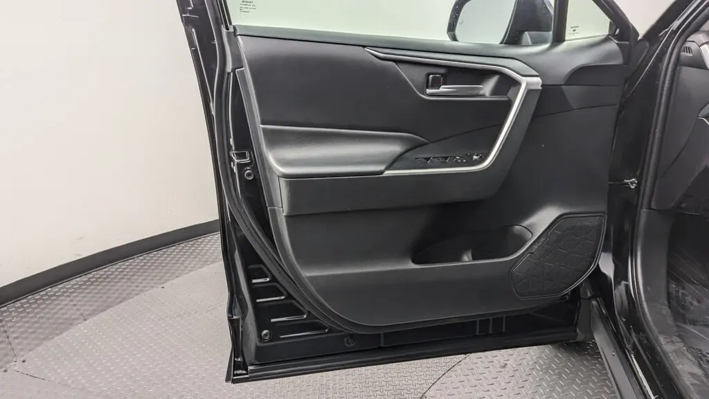 Florida Fine Cars - Used TOYOTA RAV4 2021 WEST PALM XLE