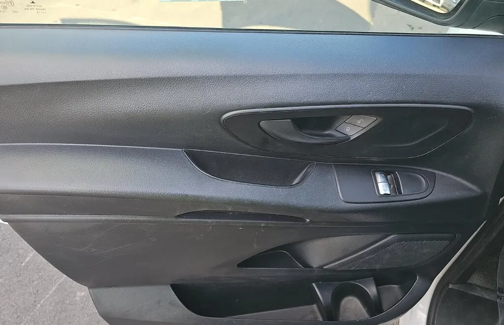 Florida Fine Cars - Used MERCEDES-BENZ METRIS VAN 2018 MIAMI WORKER