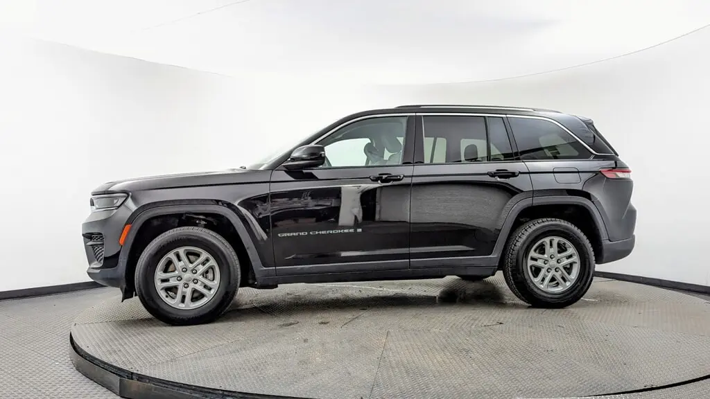 Florida Fine Cars - Used JEEP GRAND CHEROKEE 2023 MIAMI LAREDO