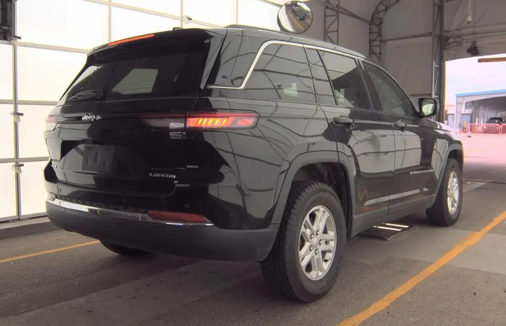 Florida Fine Cars - Used JEEP GRAND CHEROKEE 2023 MIAMI LAREDO