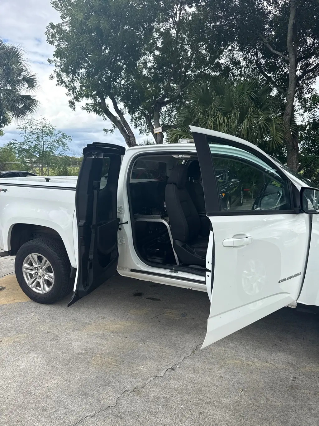 Florida Fine Cars - Used CHEVROLET COLORADO 2021 WEST PALM 4WD LT
