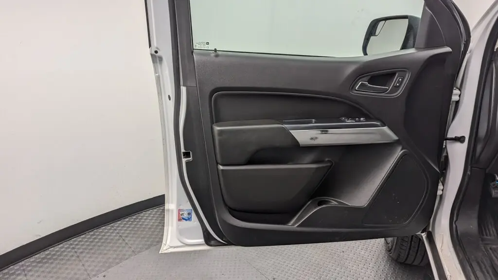 Florida Fine Cars - Used CHEVROLET COLORADO 2021 WEST PALM 4WD LT