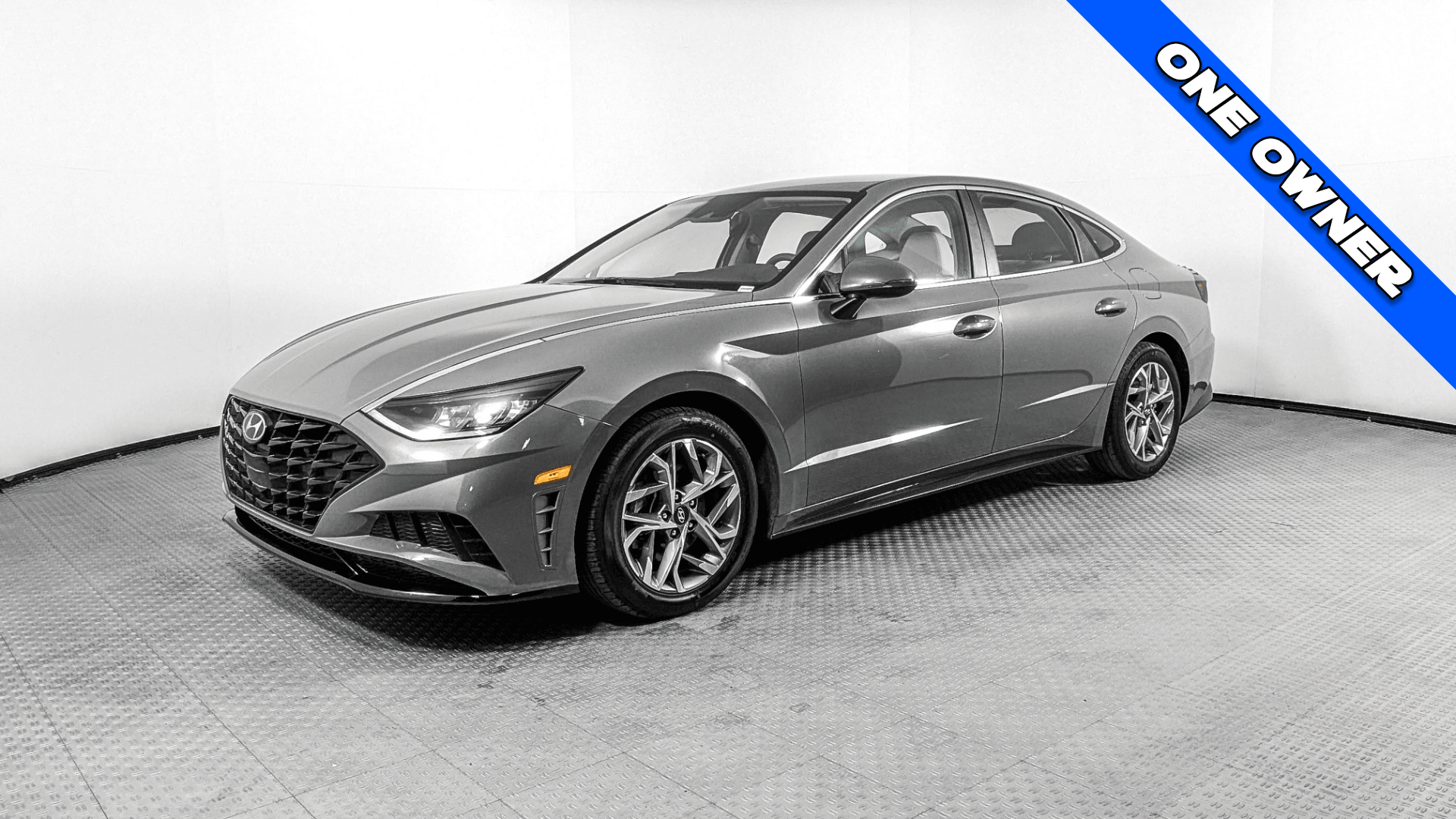 2023 Hyundai Sonata SEL's photo