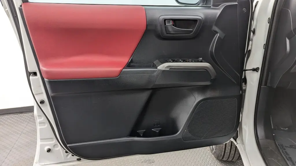 Florida Fine Cars - Used TOYOTA TACOMA 4WD 2019 MIAMI SR5