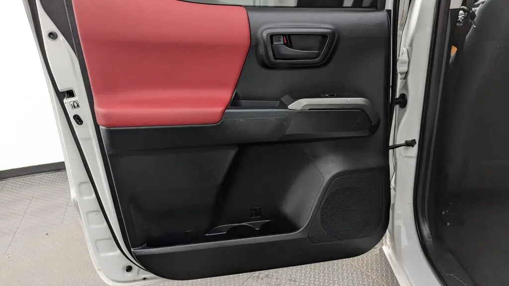 Florida Fine Cars - Used TOYOTA TACOMA 4WD 2019 MIAMI SR5