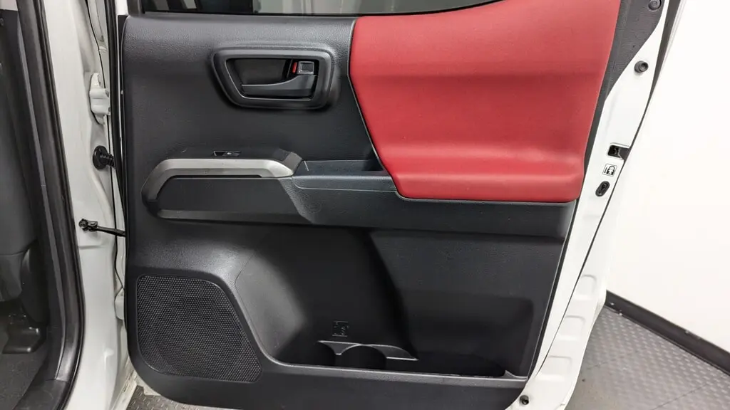 Florida Fine Cars - Used TOYOTA TACOMA 4WD 2019 MIAMI SR5