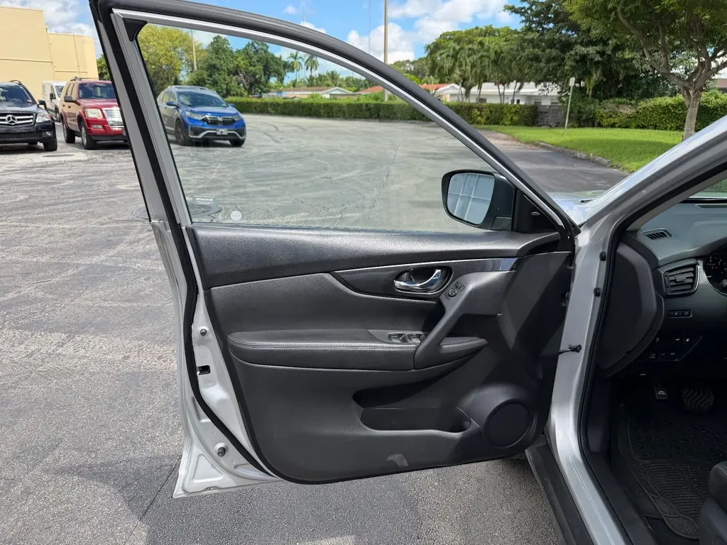 Florida Fine Cars - Used NISSAN ROGUE 2018 MIAMI SV