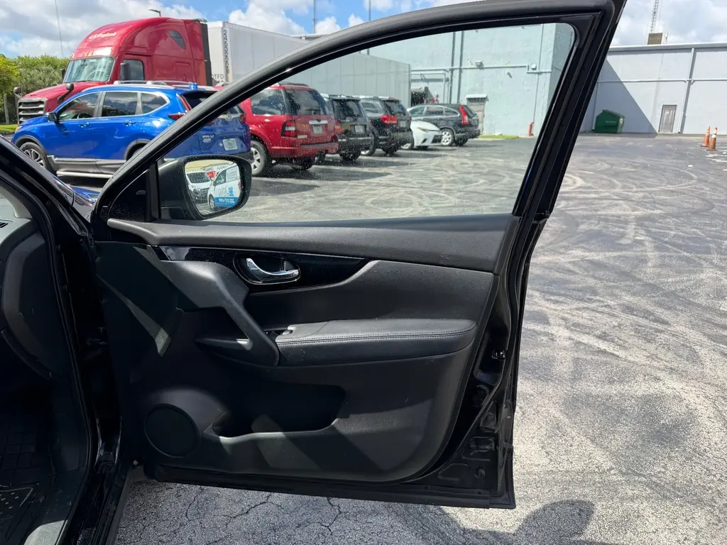 Florida Fine Cars - Used NISSAN ROGUE SPORT 2020 MIAMI SV