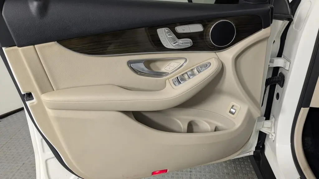 Florida Fine Cars - Used MERCEDES-BENZ GLC 2019 ORLANDO GLC 300