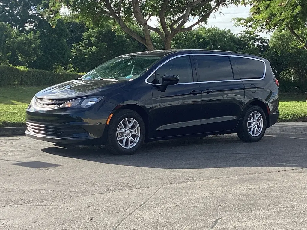 Florida Fine Cars - Used CHRYSLER PACIFICA 2018 MIAMI LX