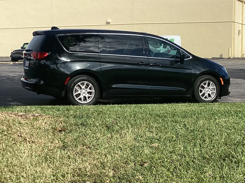 Florida Fine Cars - Used CHRYSLER PACIFICA 2018 MIAMI LX