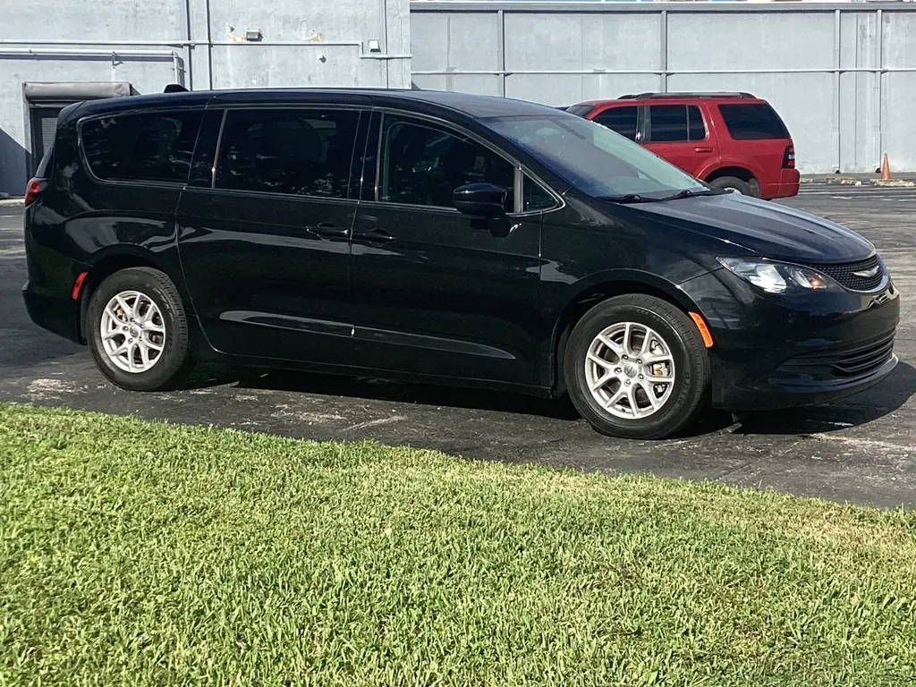 Florida Fine Cars - Used CHRYSLER PACIFICA 2018 MIAMI LX
