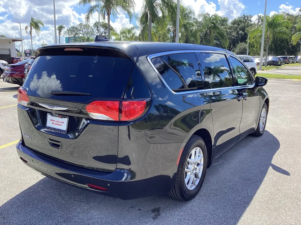 Florida Fine Cars - Used CHRYSLER PACIFICA 2018 ORLANDO LX