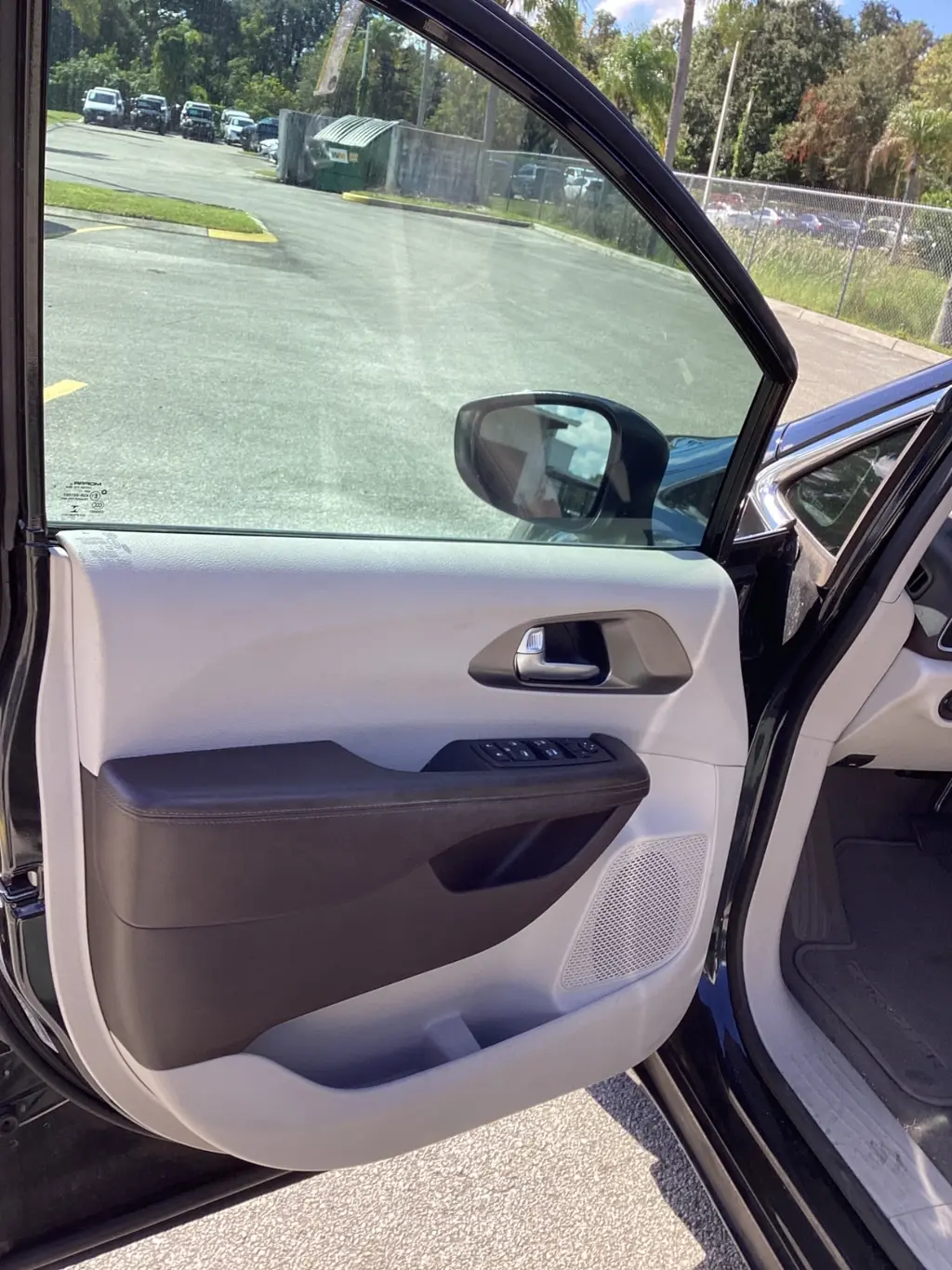 Florida Fine Cars - Used CHRYSLER PACIFICA 2018 ORLANDO LX