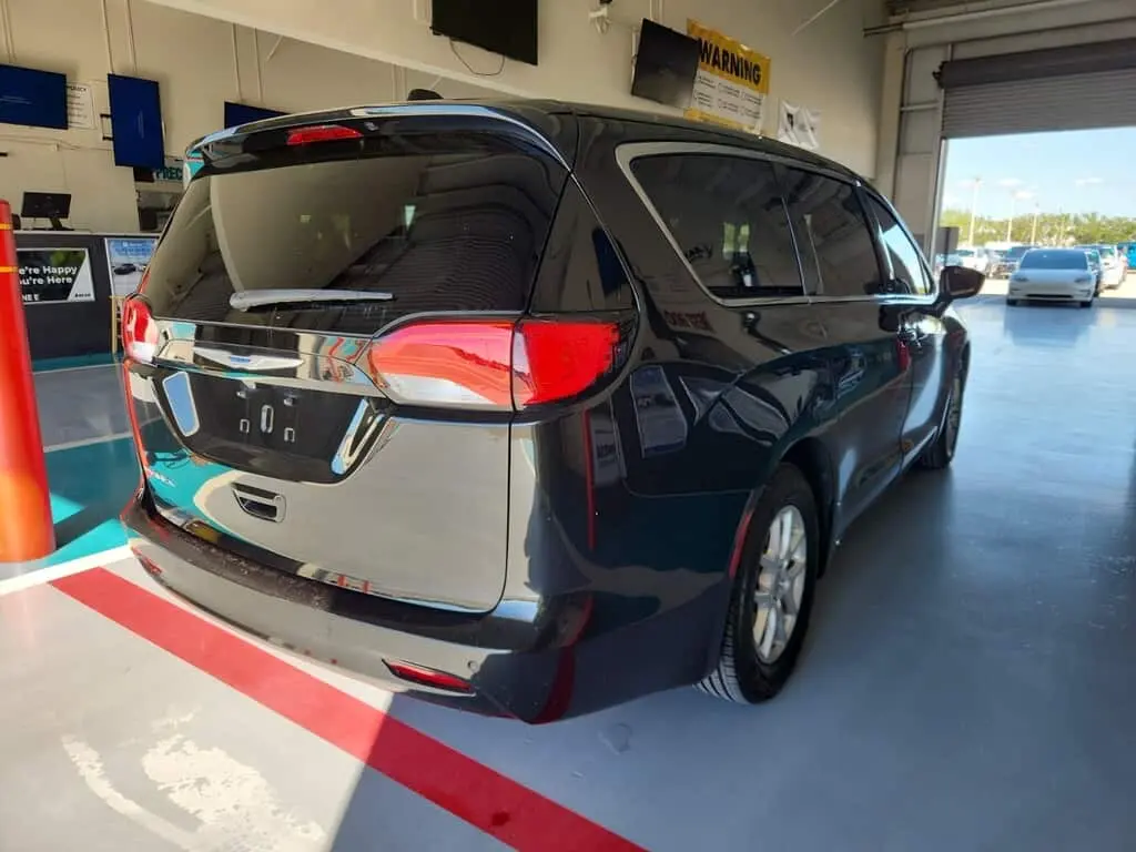 Florida Fine Cars - Used CHRYSLER PACIFICA 2018 ORLANDO LX