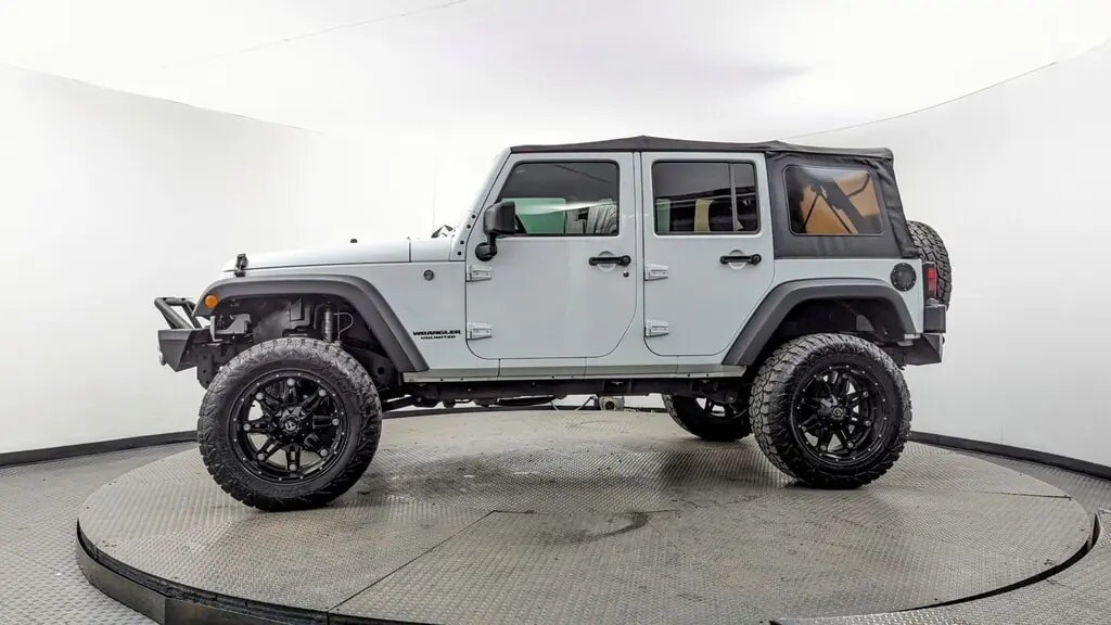 Florida Fine Cars - Used JEEP WRANGLER UNLIMITED 2017 MARGATE SPORT