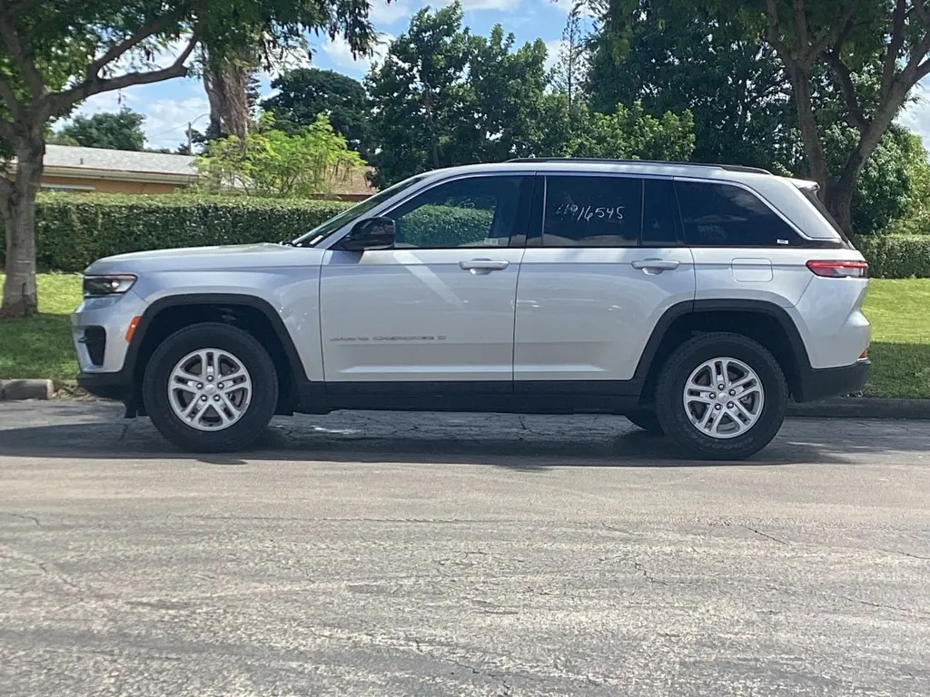 Florida Fine Cars - Used JEEP GRAND CHEROKEE 2023 MARGATE LAREDO