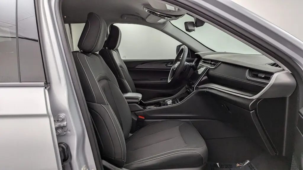 Florida Fine Cars - Used JEEP GRAND CHEROKEE 2023 MARGATE LAREDO