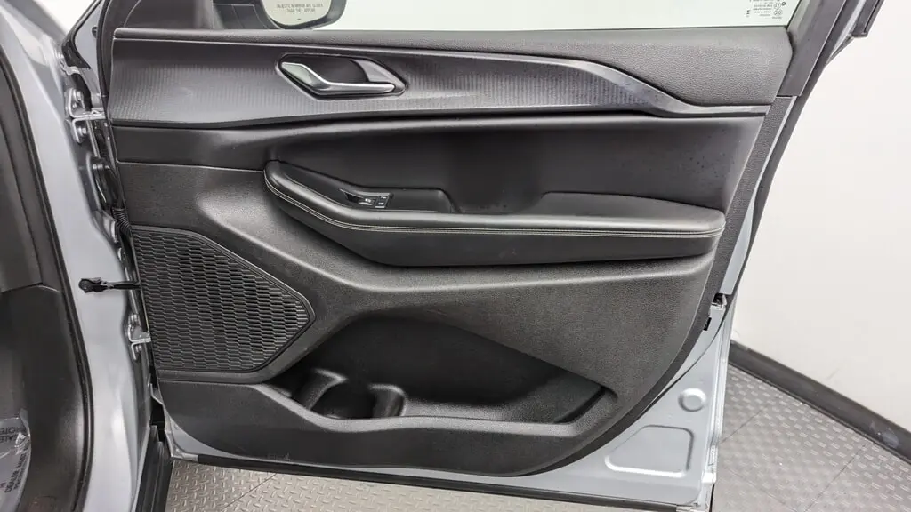 Florida Fine Cars - Used JEEP GRAND CHEROKEE 2023 MARGATE LAREDO