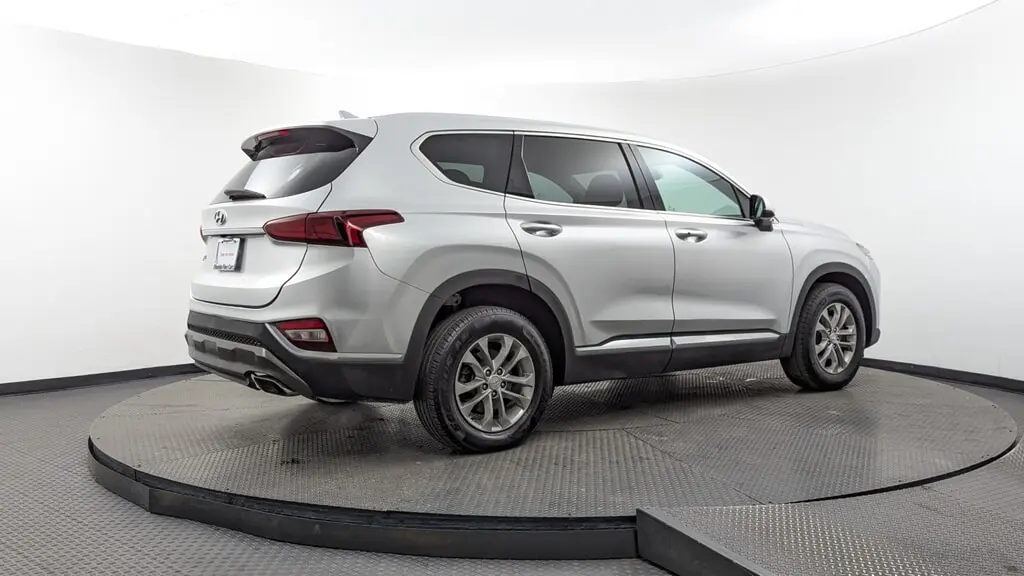 2019 Hyundai Santa Fe SEL Plus photo 4