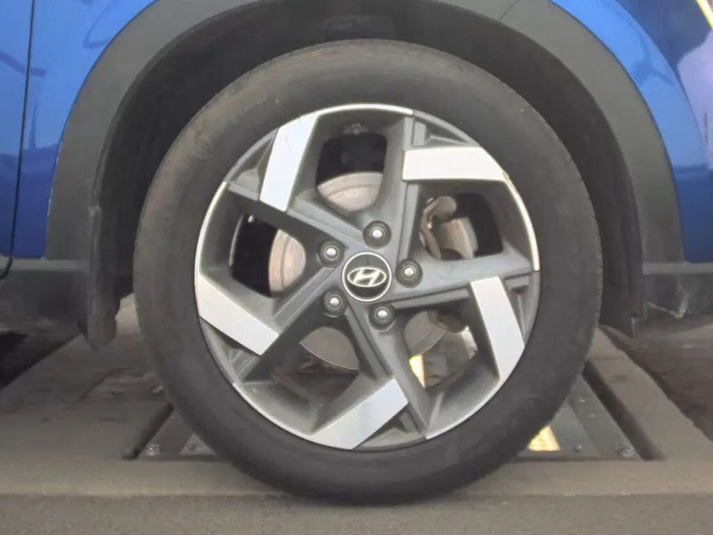 Florida Fine Cars - Used HYUNDAI VENUE 2023 MIAMI LIMITED