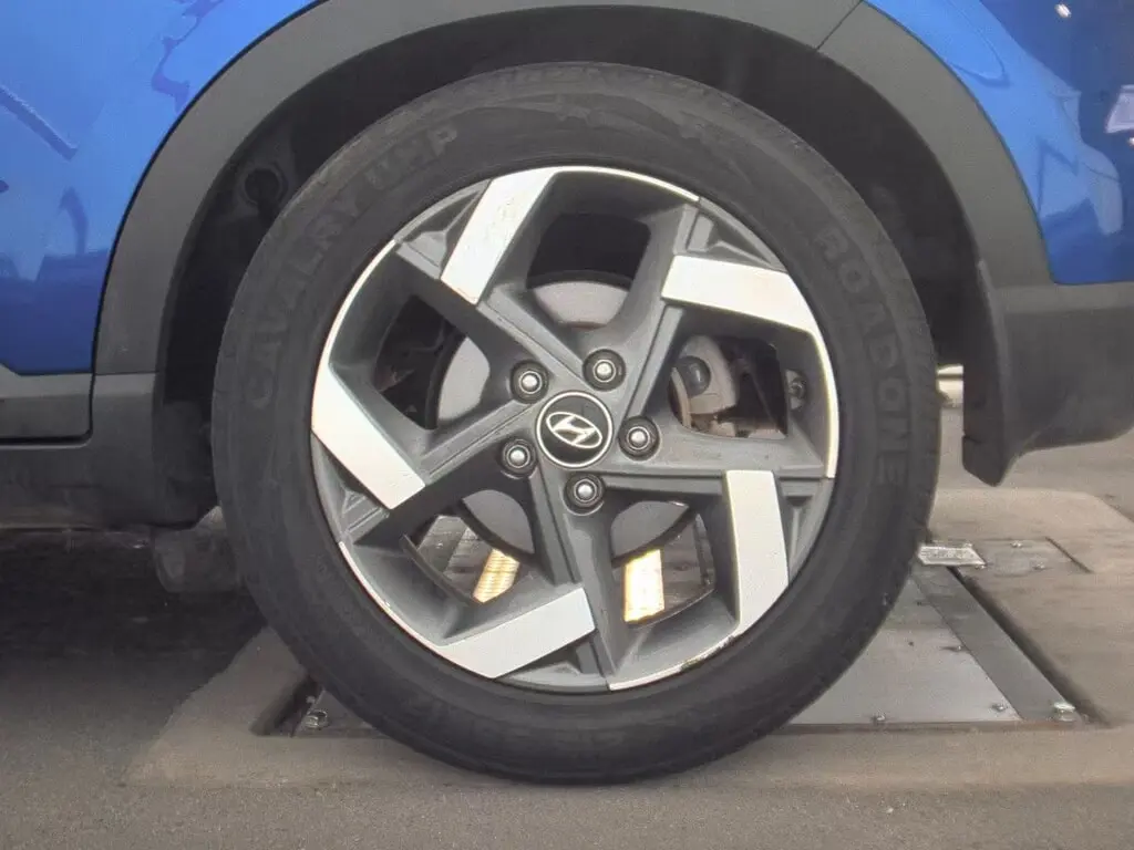 Florida Fine Cars - Used HYUNDAI VENUE 2023 MIAMI LIMITED
