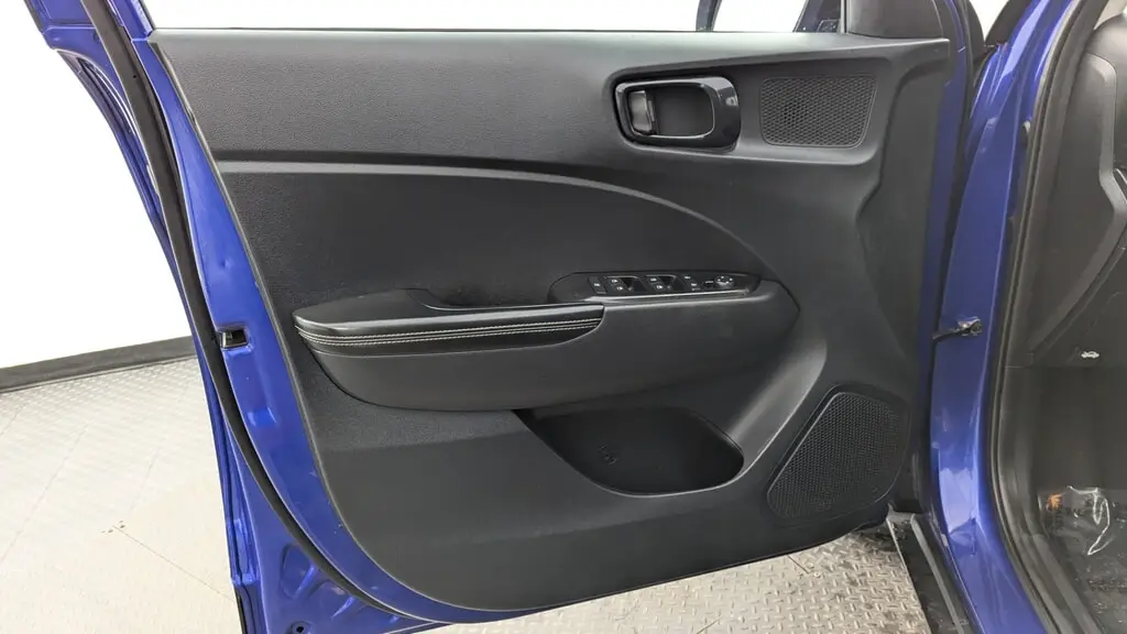 Florida Fine Cars - Used HYUNDAI VENUE 2023 MARGATE LIMITED