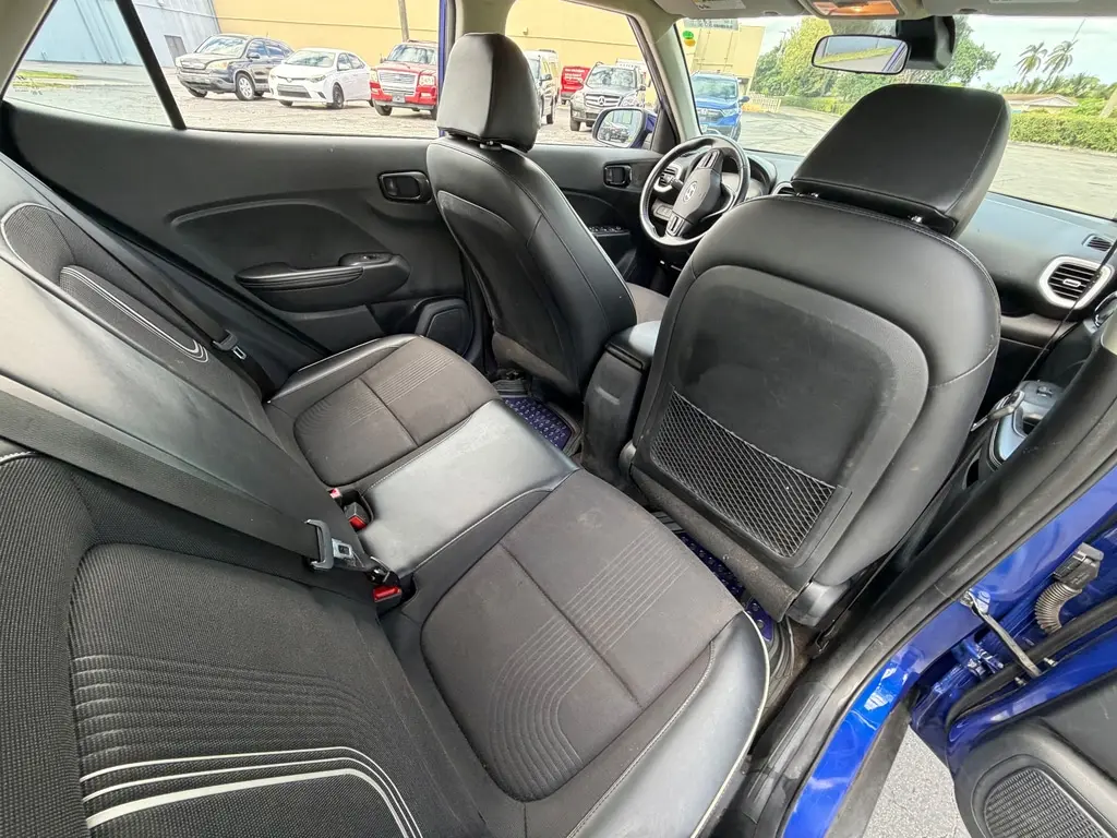 Florida Fine Cars - Used HYUNDAI VENUE 2023 MIAMI LIMITED
