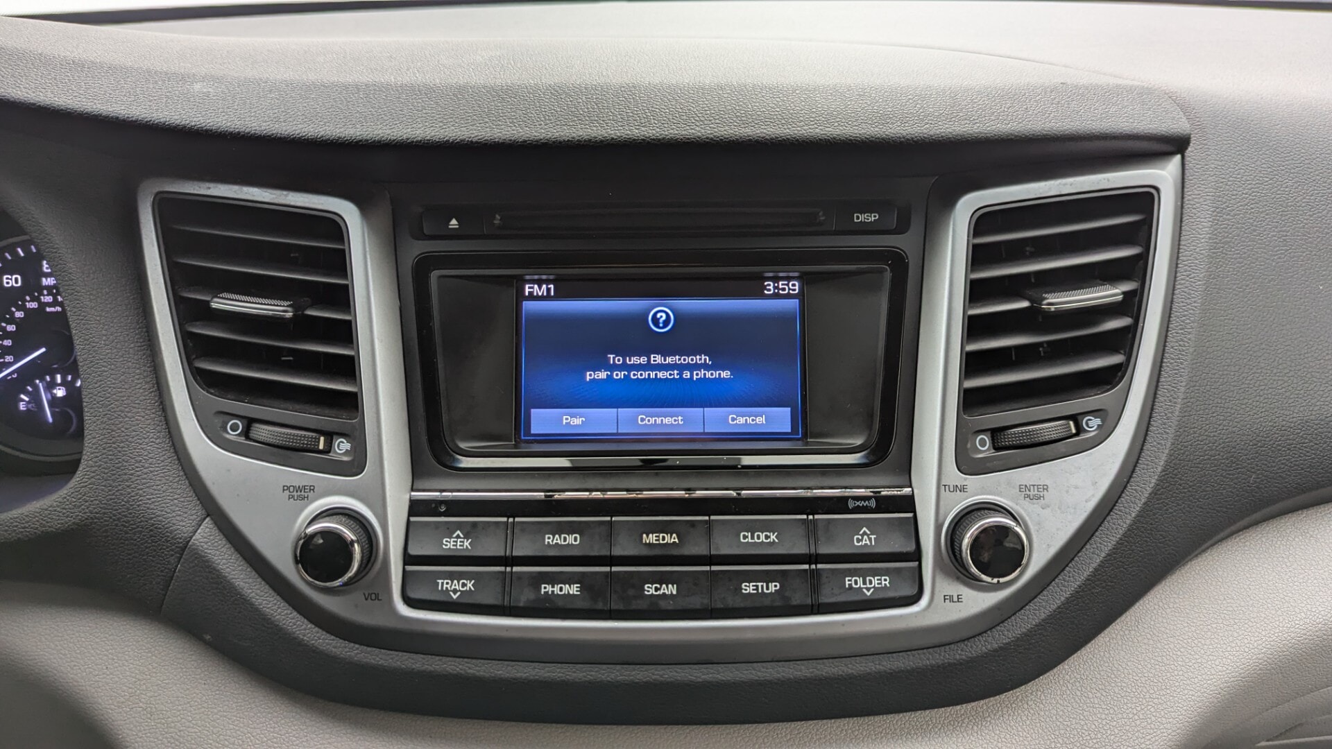 used vehicle - SUV HYUNDAI TUCSON 2017