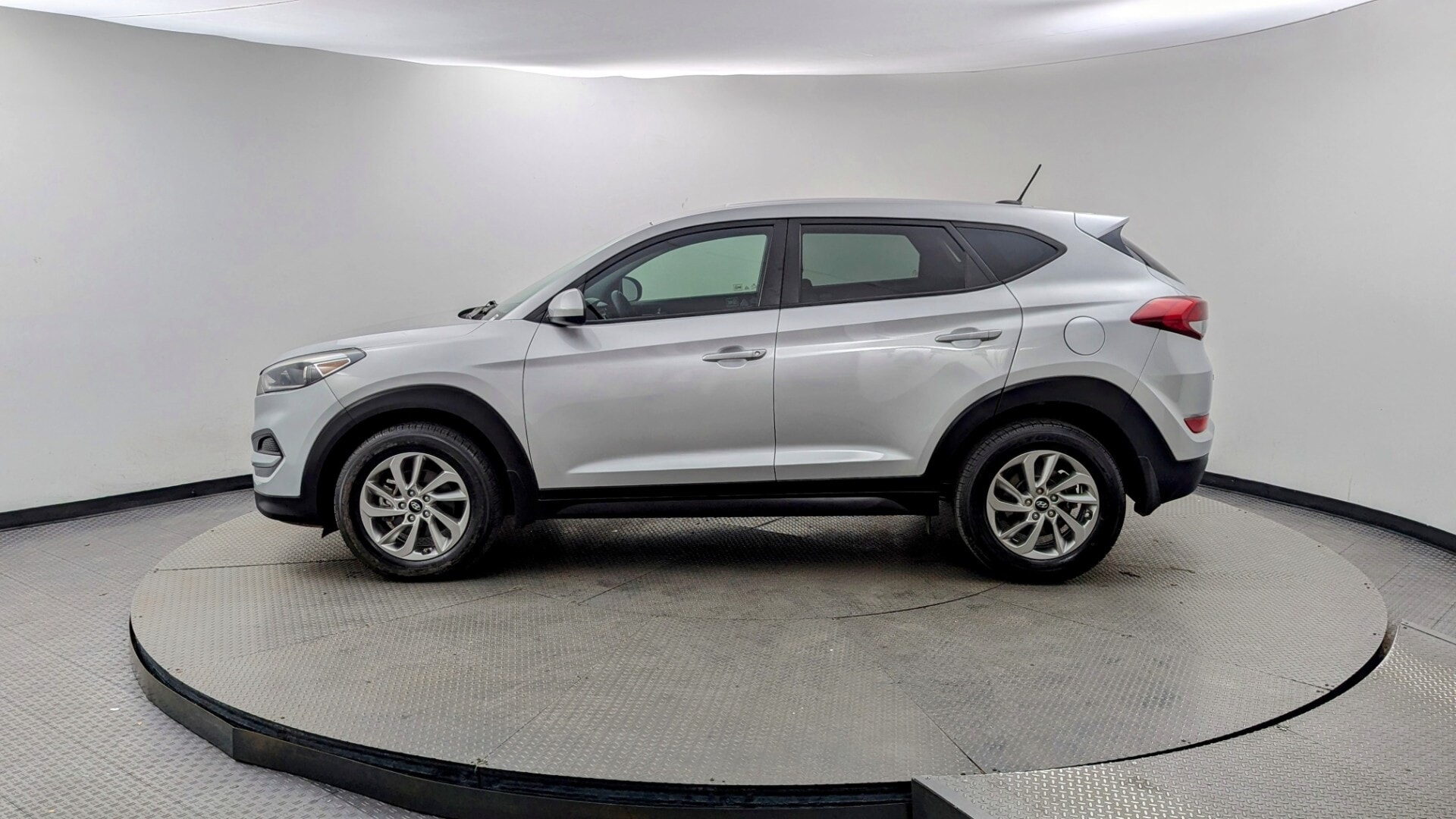 used vehicle - SUV HYUNDAI TUCSON 2017