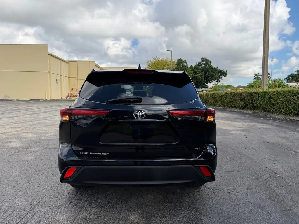 Florida Fine Cars - Used TOYOTA HIGHLANDER 2021 MARGATE L